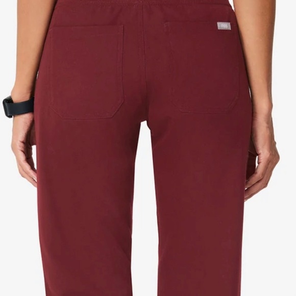 Figs Classic Scrub Bottoms in Burgundy sz Large Tall - Picture 9 of 10